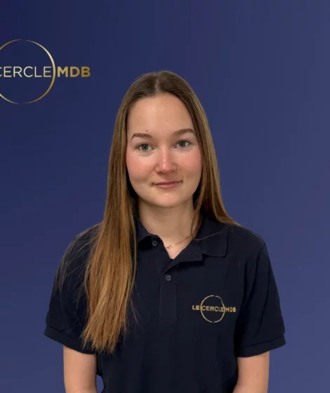 Jade, Conseillère Commerciale