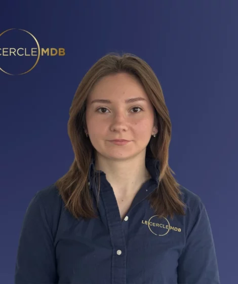 Chloé, Responsable Administrative et Financière